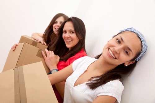 Furniture pick-up and single-item transport by van