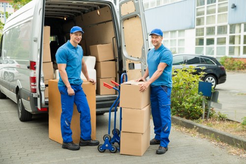 House removal support for a flat or townhouse in North Kensington