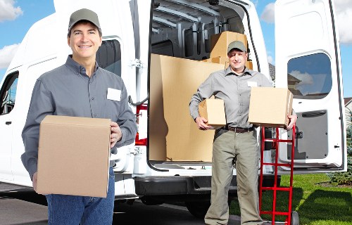 Quotation and pricing information for a North Kensington move